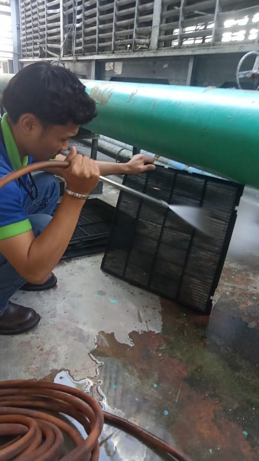 Ceiling cassette unit service and maintenance, photo 1