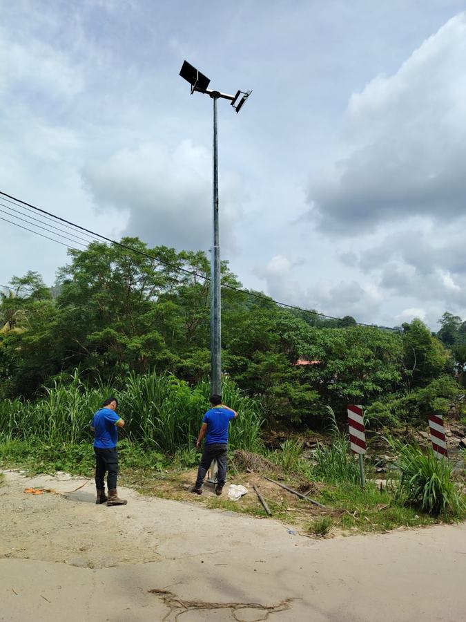 Solar lighting and flood warning system, photo 4